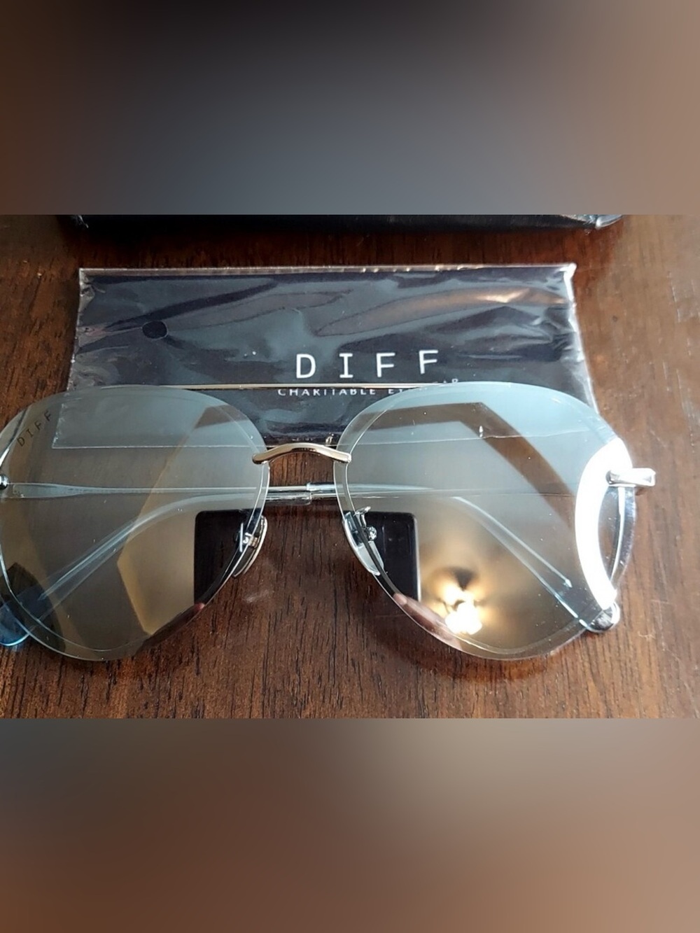 Diff Eyewear Rimless Sunglasses in Silver and Light Blue